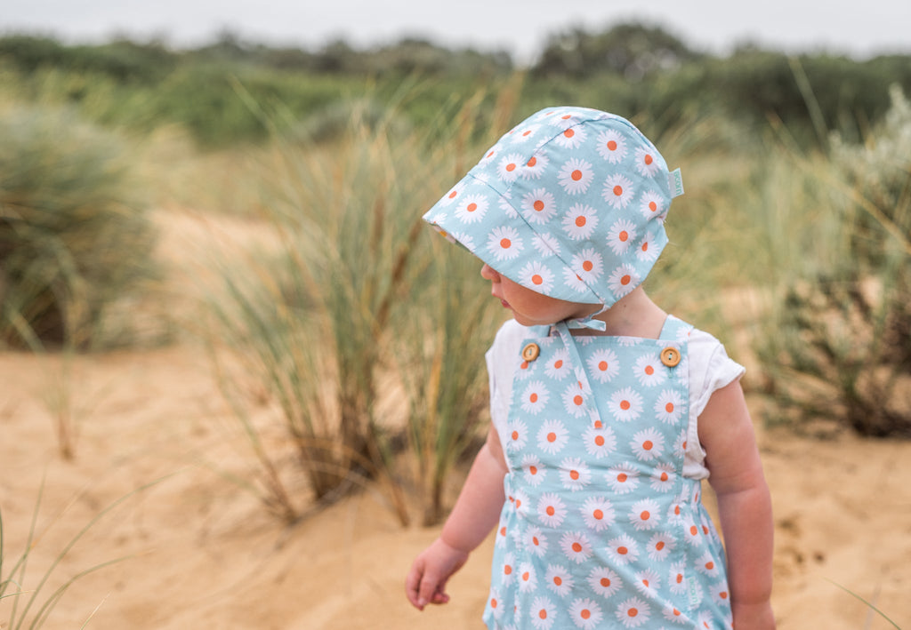 Daisy Reversible Bonnet - Acorn Kids Accessories